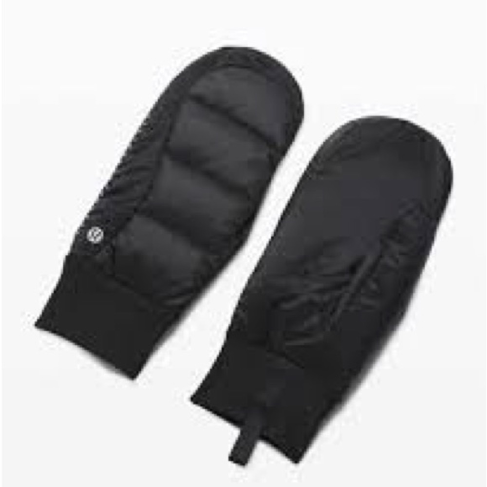 Lululemon Down For It All Mittens